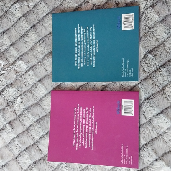 NWOT Crosswords Gold Edition Volume 1 & 2 Bundle Set - Picture 3 of 8